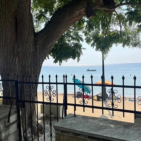 Homico 2 Apartament Lefokastro